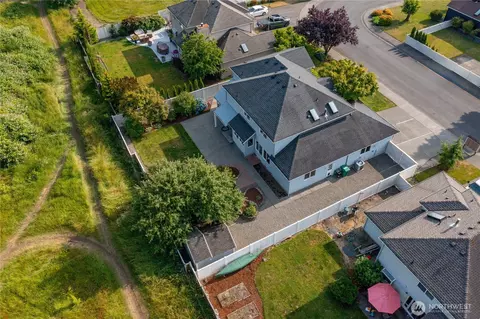 View/Area - 1845 Carbon Ridge St, Enumclaw, WA 98022 photo 1 of 2