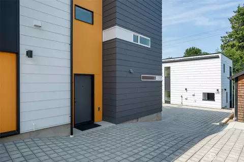 5429 B 25th Ave SW, Seattle, WA 98106