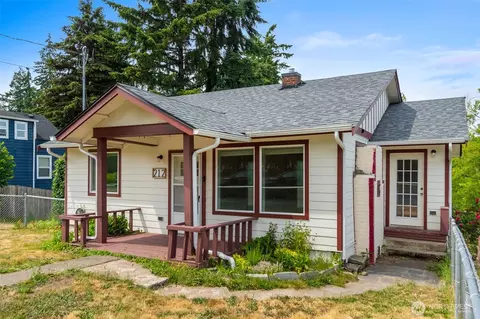 212 Euclid Ave, Shelton, WA 98584
