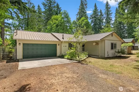 560 E Timberlake Dr E, Shelton, WA 98584