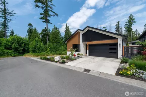 9051 Sea Mist Ln, Blaine, WA 98230