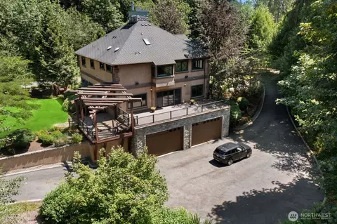6617 247th Ave NE, Redmond, WA 98053