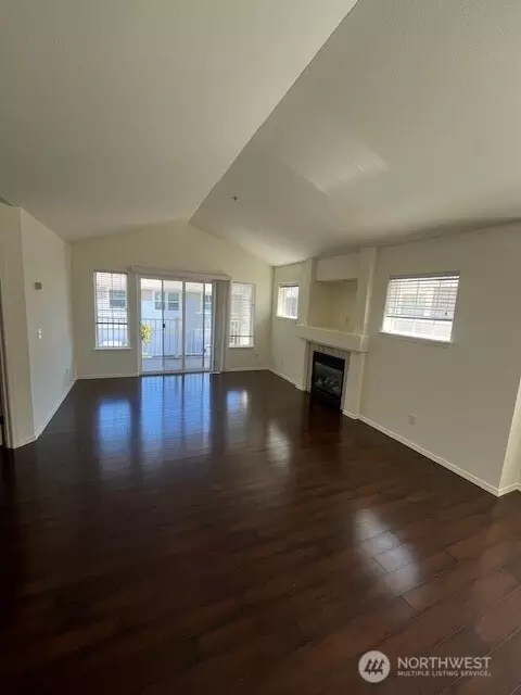 1856 Spencer Ct, Dupont, WA 98327