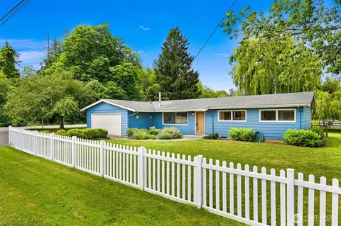 2892 E Smith Rd, Bellingham, WA 98226
