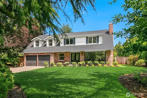 2534 Medina Cir, Medina, WA 98039