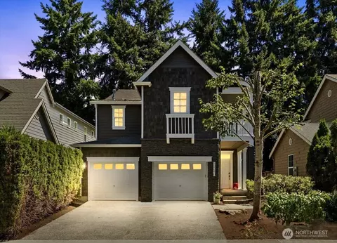 13240 126th Ct NE, Kirkland, WA 98034