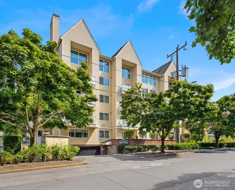 2250 NW 58th St #305, Seattle, WA 98107