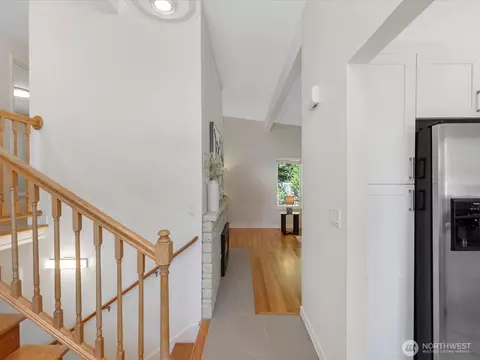 17829 NE 93rd Pl, Bothell, WA 98011 photo 4