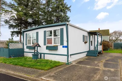 701 S Main St #1, Coupeville, WA 98239
