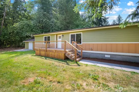 8080 Dean Dr, Custer, WA 98240