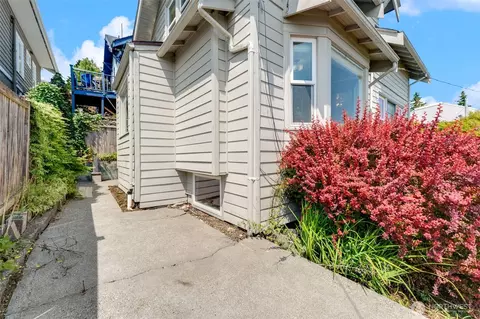 2407 E Ward St, Seattle, WA 98112 photo 30