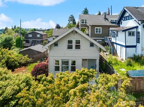 2407 E Ward St, Seattle, WA 98112 photo 2