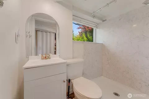 2407 E Ward St, Seattle, WA 98112 photo 24
