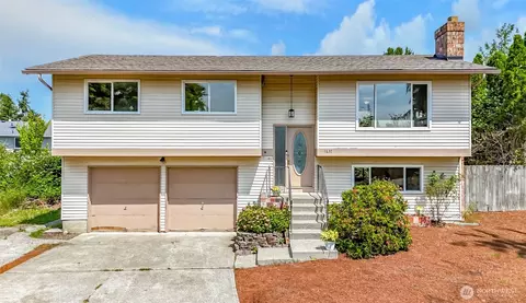 1637 Jefferson Ct SE, Renton, WA 98058