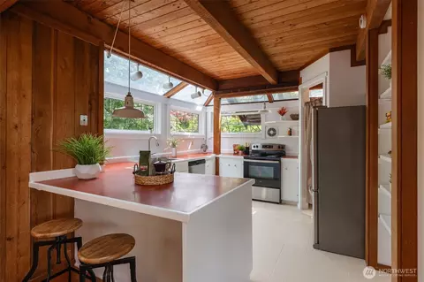 Kitchen - 181 34th Ave E, Seattle, WA 98112 photo 4 of 4