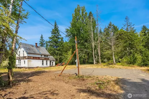 3634 Campbell St NE, Bainbridge Island, WA 98110