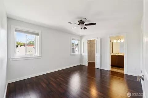 Bedroom - 201 Willow Ave, Sultan, WA 98294 photo 1 of 6