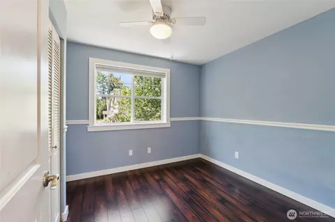 Bedroom - 201 Willow Ave, Sultan, WA 98294 photo 5 of 6