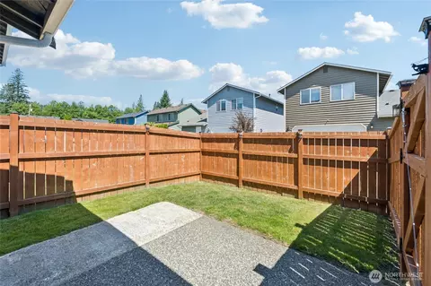Exterior - 201 Willow Ave, Sultan, WA 98294 photo 4 of 5