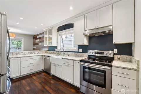 Kitchen - 201 Willow Ave, Sultan, WA 98294 photo 1 of 3