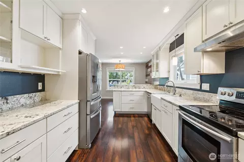 Kitchen - 201 Willow Ave, Sultan, WA 98294 photo 2 of 3