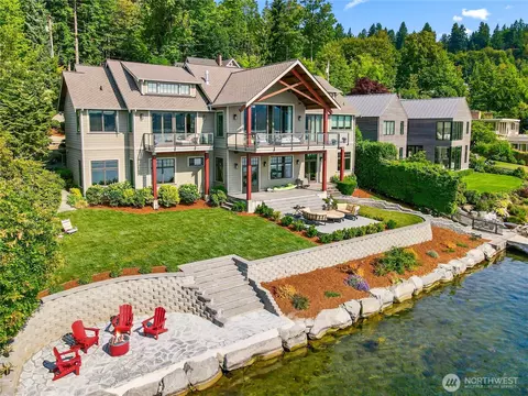 8440 Benotho Pl, Mercer Island, WA 98040