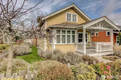 506 NW Krueger St #B, Coupeville, WA 98239