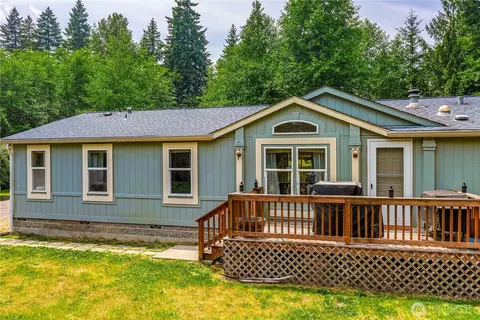16729 NW Seabeck Holly Rd, Seabeck, WA 98380