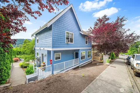 4020 Byron Ave, Bellingham, WA 98229
