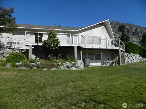 648 Highway 7, Tonasket, WA 98855