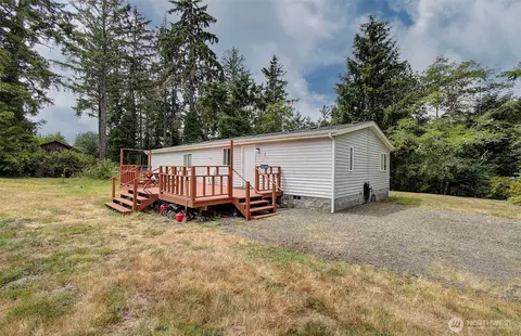 28614 West Ln, Ocean Park, WA 98640