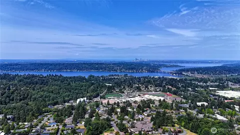 4510 Somerset Dr SE, Bellevue, WA 98006