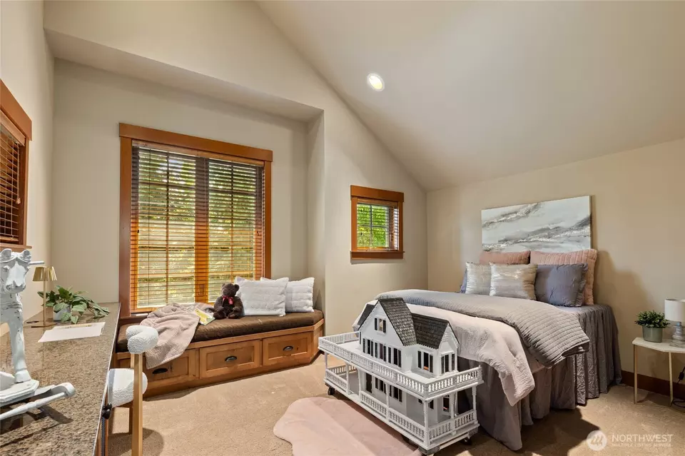 Bedroom - 240 Cake Box Ln, Cle Elum, WA 98922 photo 4 of 4