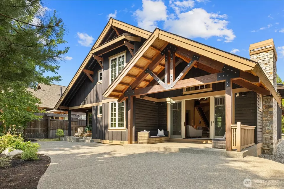 Exterior - 240 Cake Box Ln, Cle Elum, WA 98922 photo 6 of 9