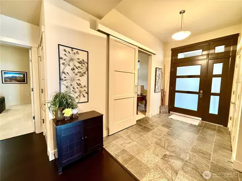 5204 N Bennett St #505, Ruston, WA 98407