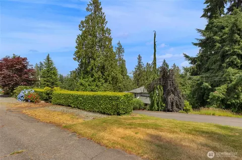 Exterior - 7416 E Heather Way, Everett, WA 98203 photo 8 of 8