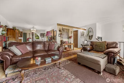 Living - 7416 E Heather Way, Everett, WA 98203 photo 3 of 3