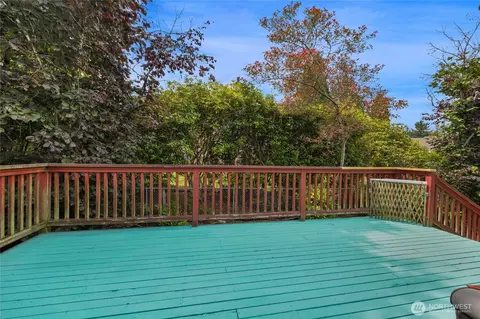 Exterior - 7416 E Heather Way, Everett, WA 98203 photo 2 of 8