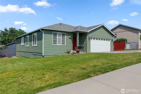 608 S Lawler Ave, East Wenatchee, WA 98802