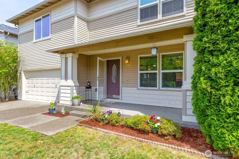 2345 SW Siskin Cir, Port Orchard, WA 98367