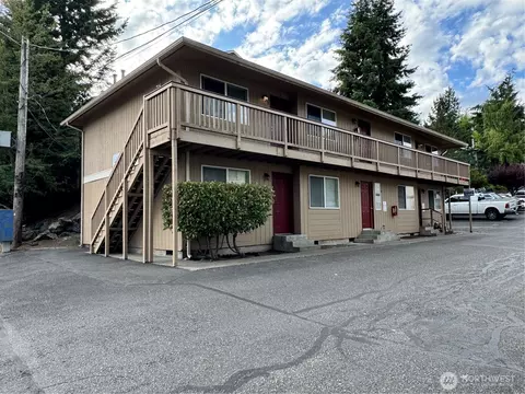 109 W Casino Rd, Everett, WA 98204