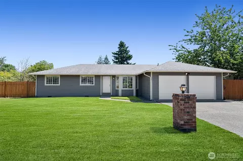 201 Schmid St, Enumclaw, WA 98022