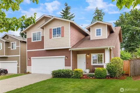 214 202nd Pl SW, Lynnwood, WA 98036
