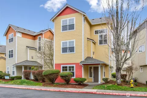518 224th Pl NE, Sammamish, WA 98074