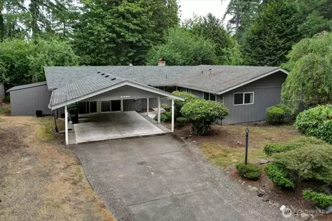 2305 Lakemoor Dr SW, Olympia, WA 98512