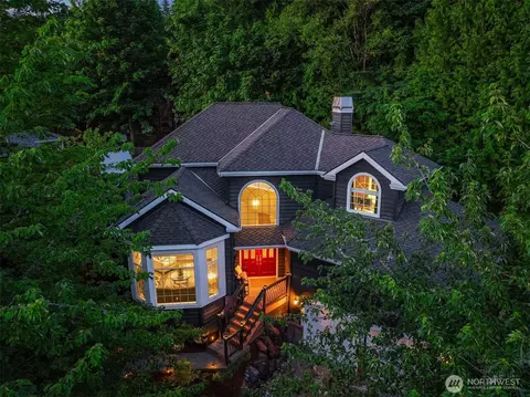 15214 102nd Ave NE, Bothell, WA 98011
