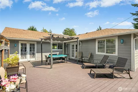 9359 31st Pl SW, Seattle, WA 98126