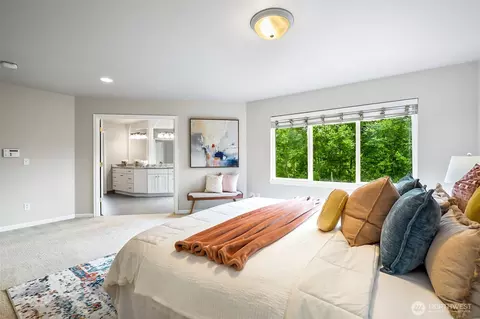 Bedroom - 17427 33rd Dr SE, Bothell, WA 98012 photo 1 of 8