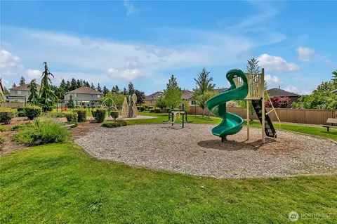 Exterior - 3028 183rd St SE, Bothell, WA 98012 photo 4 of 5