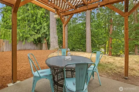 Exterior - 2604 133rd Pl SE, Mill Creek, WA 98012 photo 7 of 13